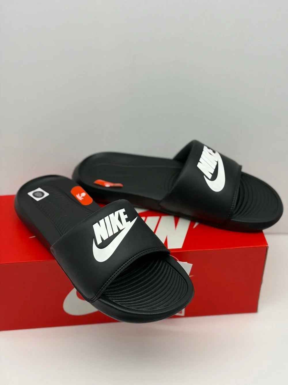 Nike NIKE VICTORI ONE SLIDE FLIP FLOPS SANDALS